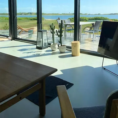 Prázdninový dům Fjord View In Modern In