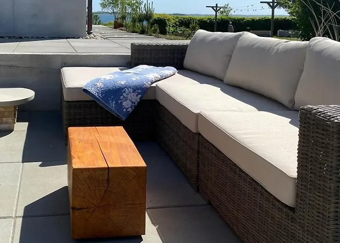 بيت للعطل Fjord View In Modern In *
